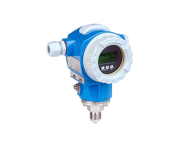 Absolute-and-gauge-pressure-Cerabar-PMC71 — دراک فرستنده فشار PMC71 از یک سلول اندازه گیری سرامیکی خازنی برای تبدیل فشار اعمال شده به سیگنال الکتریکی استفاده می کند. سیگنال الکتریکی سپس توسط مدار داخلی ترانسمیتر پردازش شده و بر اساس خروجی مورد نظر (مانند جریان 4 تا 20 میلی آمپر) مقیاس بندی می شود. این سیگنال خروجی را می توان به یک سیستم کنترل فرآیند متصل کرد تا برای نظارت و کنترل فشار، سطح، حجم یا جرم سیال استفاده شود.