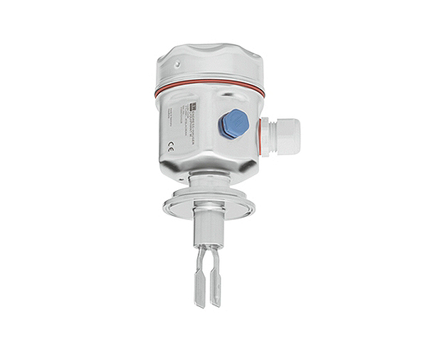 Liquiphant_FTL50H_PP_2 — دراک لیفیکانت FTL50H یک کلید تشخیص نقطه سطح برای مایعات است که برای استفاده در محیط های خطرناک نیز مناسب میباشد. این محصول دارای تمامی گواهینامههای بینالمللی معتبر بوده و اطمینانپذیری بالایی را برای صنایع مختلف به ارمغان میآورد. لیفیکانت FTL50H به طور ویژه برای صنایع غذایی و علوم زیستی که ملزم به رعایت بهداشت بسیار بالا هستند، ایدهآل است. برخورداری از تاییدیههای بهداشتی بینالمللی مانند (۳-A، EHEDG، ASME BPE) این محصول را برای کاربرد در این صنایع حساس مناسب ساخته است.