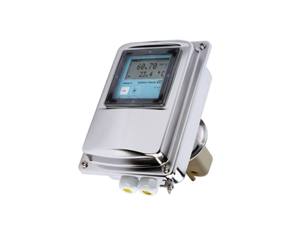 Smartec-CLD134 — دراک Smartec CLD134 is a measuring system for inductive conductivity in the food & beverage and life sciences industries. The combination of a transmitter and a sensor is interference-free and especially easy-to-use. It meets the highest hygienic and sterile demands thanks to its food-grade virgin PEEK body, its jointless and creviceless design and its hygienic certificates. Smartec CLD134 is therefore the ideal package to ensure the highest safety and quality of your products and processes.