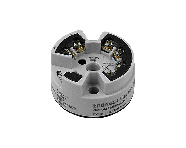 iTEMP-TMT80-Temperature-head-transmitter — دراک ترانسمیتر هد دما سنج iTEMP TMT80 محصولی منحصر به فرد از شرکت Endress+Hauser است که برای تبدیل سیگنالهای ورودی مختلف از ترموکوپلها و ترموستاتهای مقاومتی به یک سیگنال خروجی آنالوگ 4 تا 20 میلیآمپر طراحی شده است. این ترانسمیتر با قابلیت برنامهریزی از طریق رایانه، انعطافپذیری بالایی را برای طیف وسیعی از کاربردها ارائه میدهد.