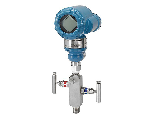 dl-rmt--3051-wireless-in-line-pressure-transmitter-2-facing-left-2-valve — دراک